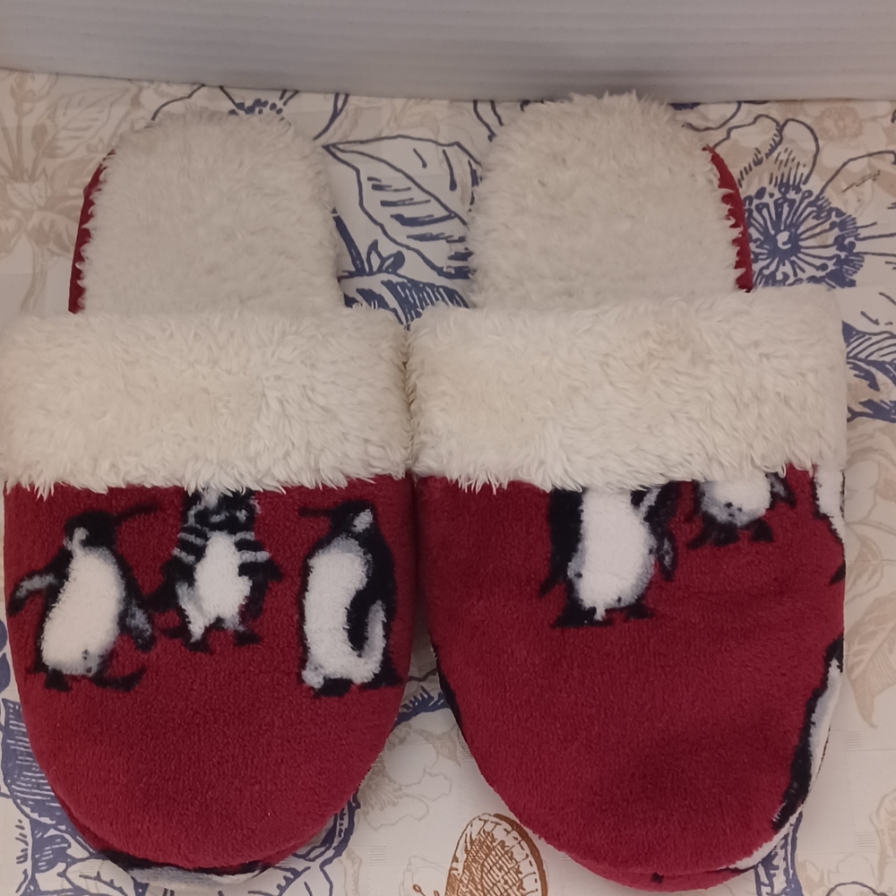 Vera Bradley Red and White Penguin Slippers